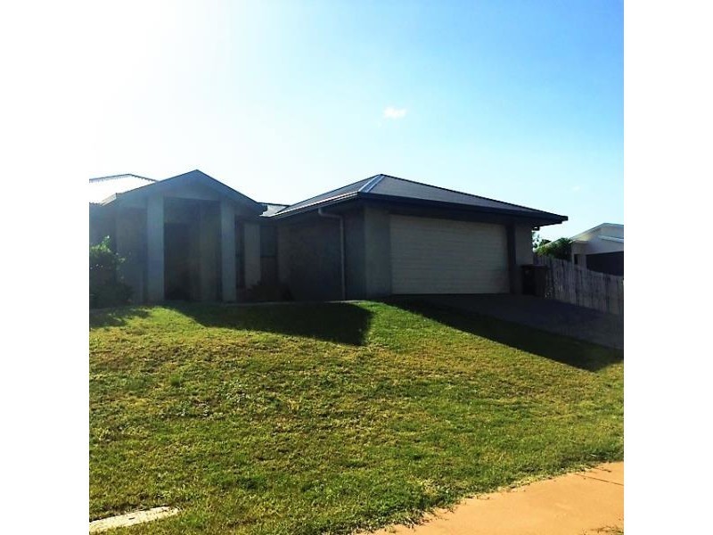42 John Oxley Drive, Gracemere QLD 4702